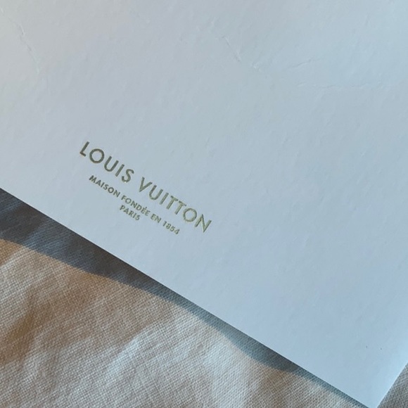 LOUIS VUITTON card - Picture 4 of 5